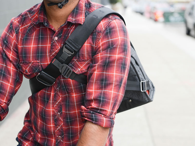 Peak Design Everyday Messenger Bag 13