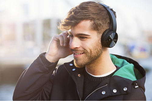 Sony Bluetooth Headphones (MDR-ZX330BT)