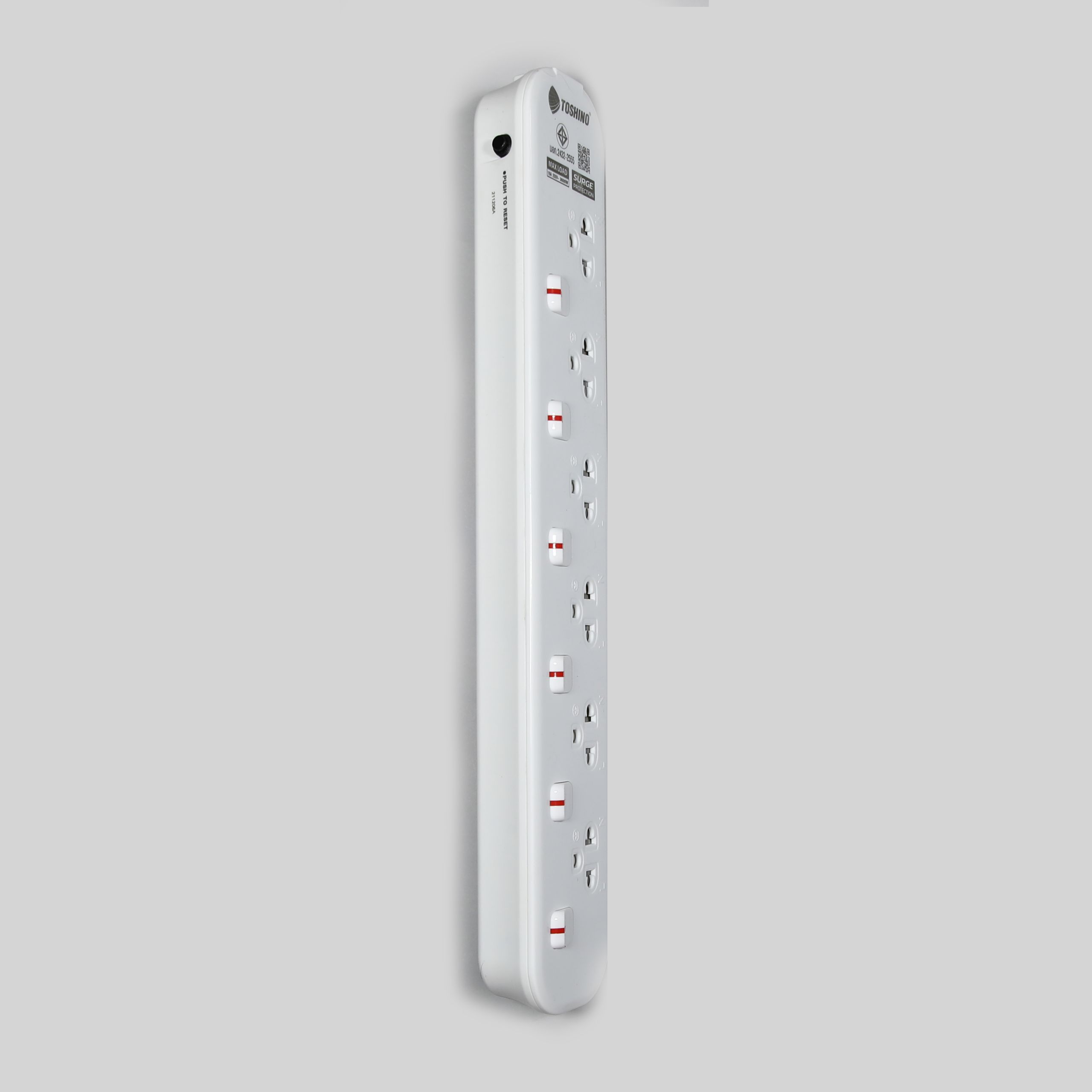 รางปลั๊กไฟ 6 ช่อง 6 สวิตซ์ 16A/3600W รุ่น JT6: เลือกใช้เพื่อความปลอดภัยและสะดวกสบาย comparison image