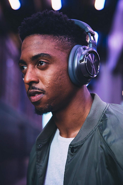 Audio-Technica หูฟังไร้สาย Wireless Over-Ear Headphones with Pure Digital Drive (ATH-DSR9BT)